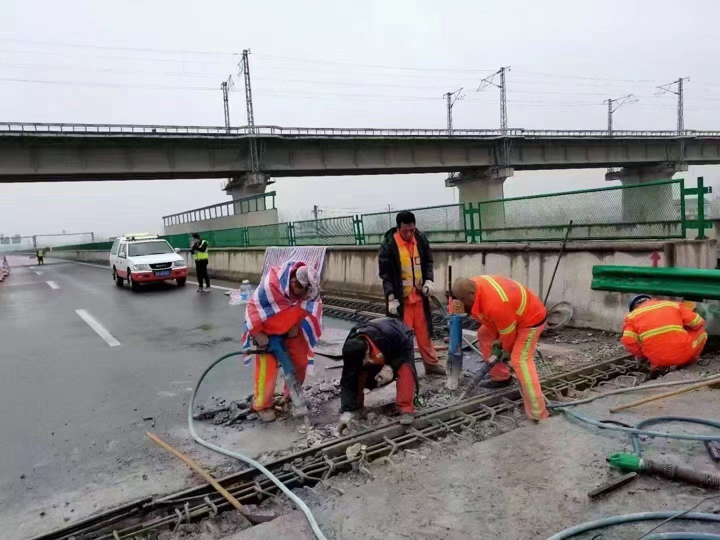 西吉桥梁伸缩缝抢修料